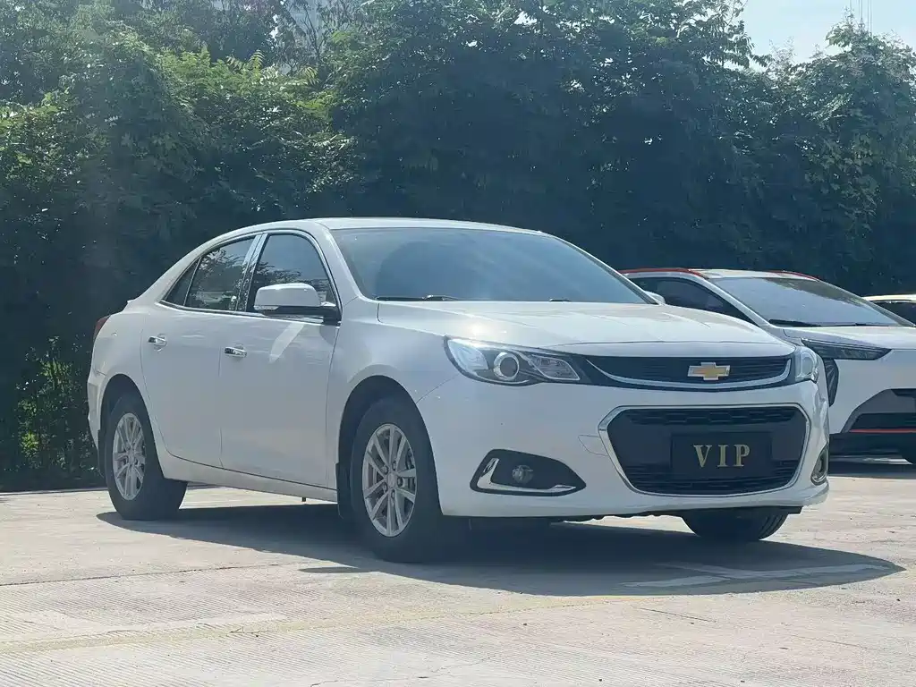 Chevrolet Malibu 2018 — фото 3