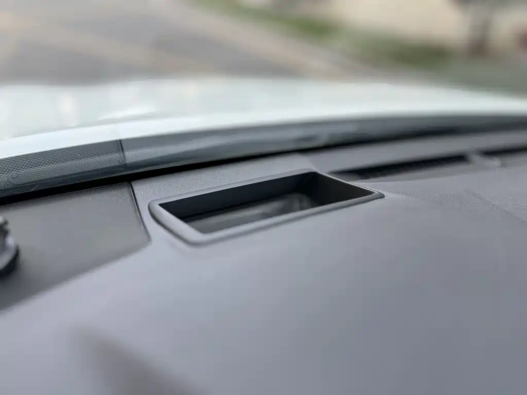 Toyota Camry 2020 — фото 14