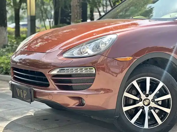Porsche Cayenne 2011