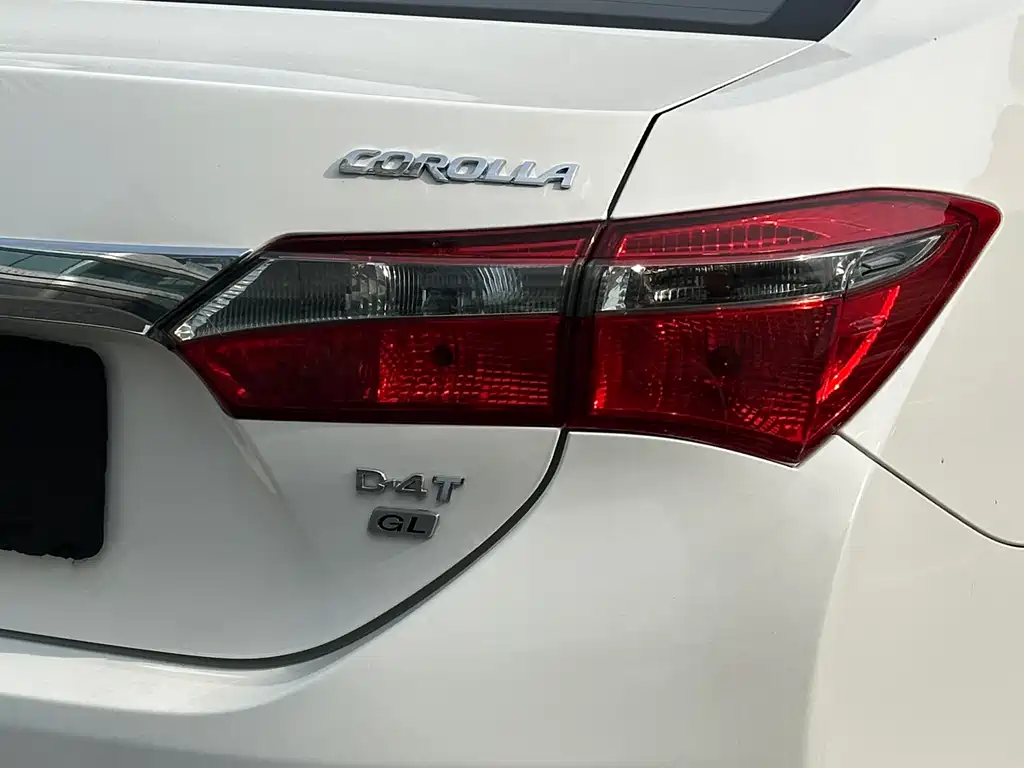 Toyota Corolla 2018 — фото 20