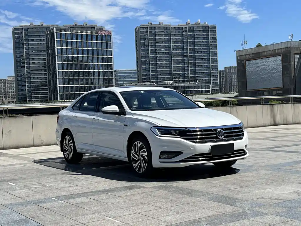 Volkswagen Sagitar 2022