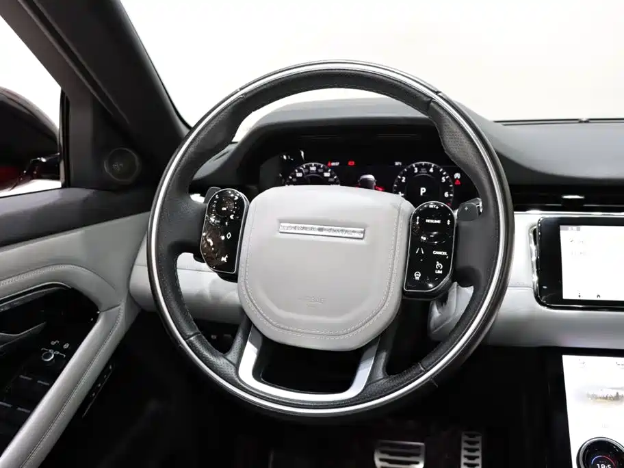 Land Rover Evoque 2020 — фото 12