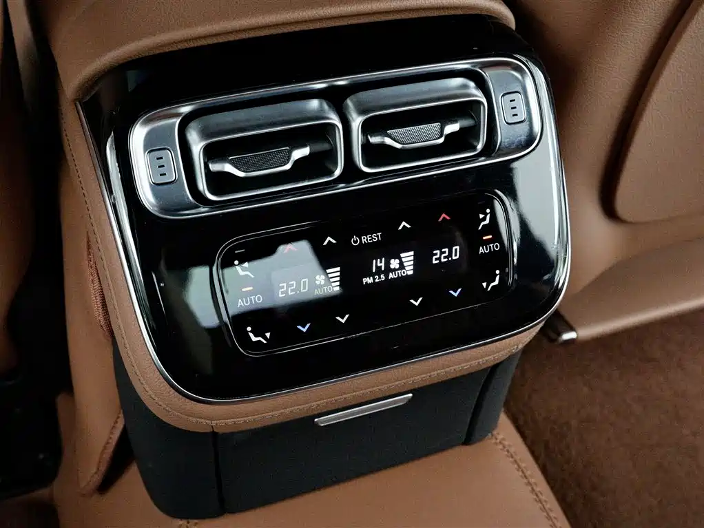 Mercedes-Benz S-Class 2023 — фото 18