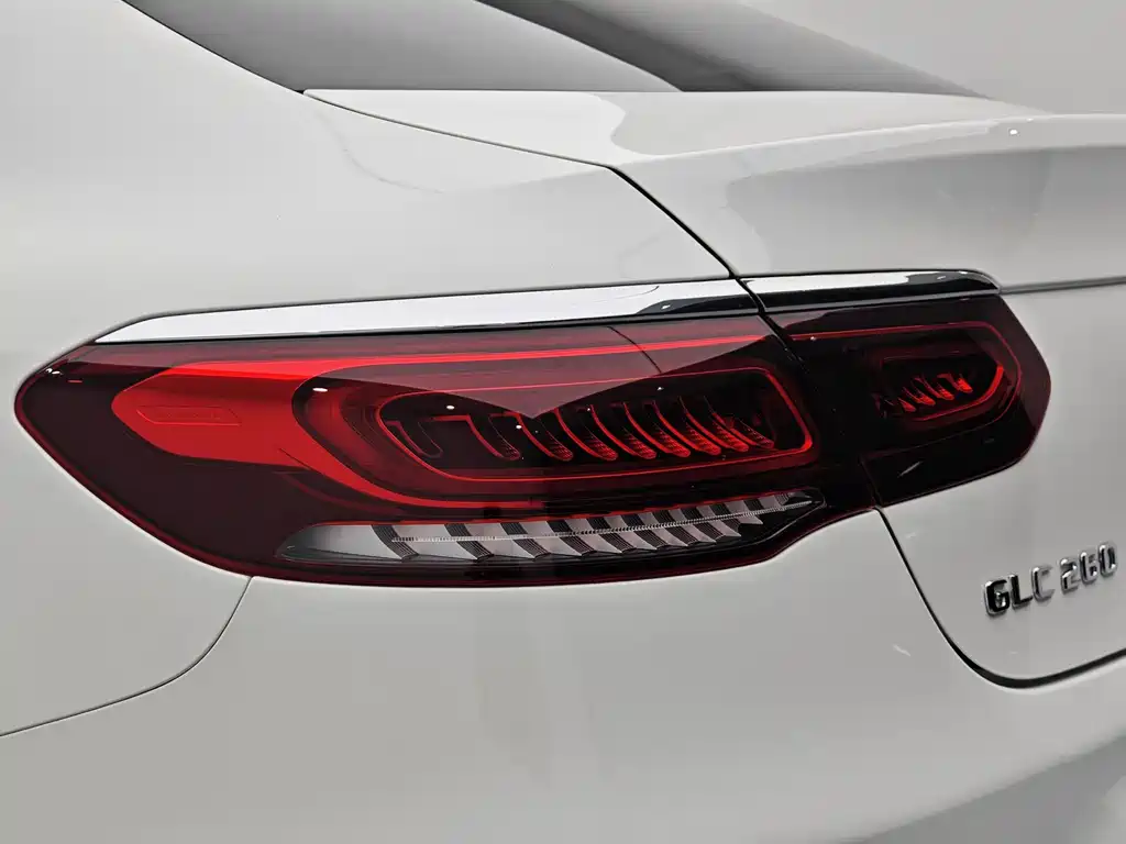Mercedes-Benz GLC Coupe 2022 — фото 11