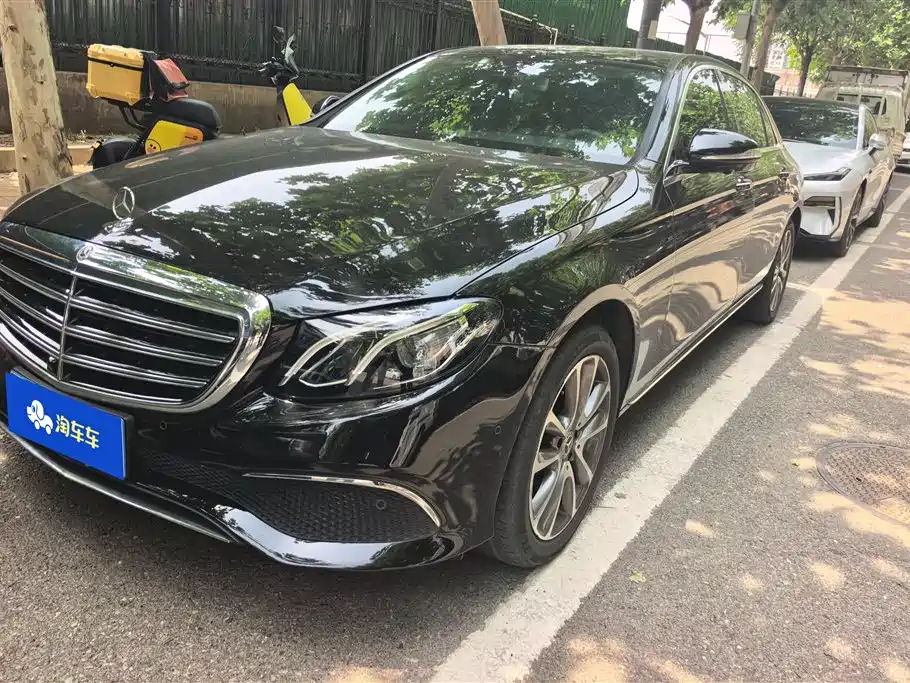 Mercedes-Benz E-Class 2017 — фото 1