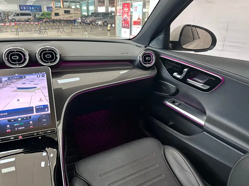 Mercedes-Benz C-Class 2023 — фото 15