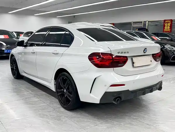 BMW 1 Series 2023