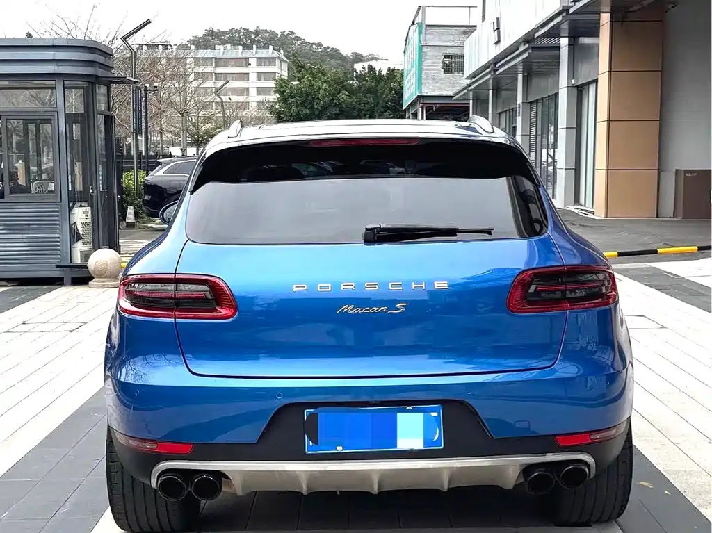 Porsche Macan 2015