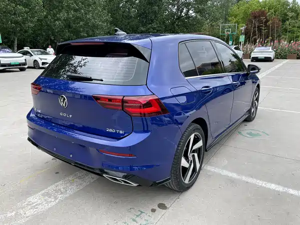 Volkswagen Golf 2023