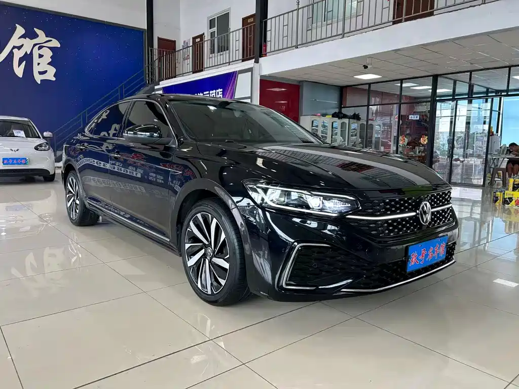 Volkswagen Passat 2022