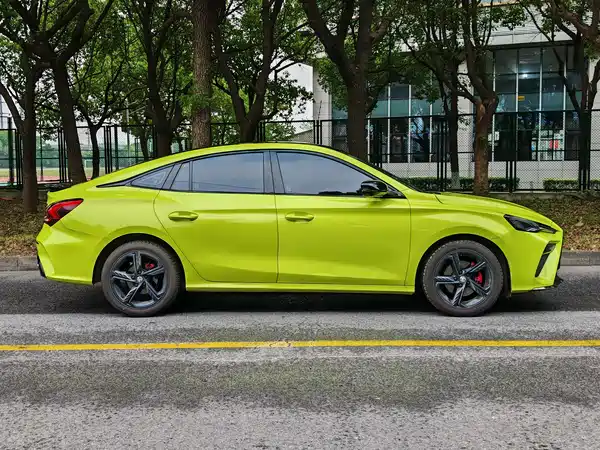 MG MG5 Scorpio 2022