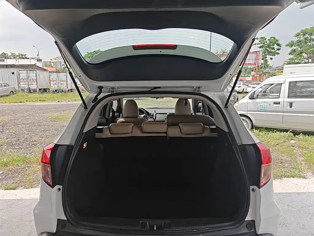 Honda Vezel 2016 — фото 19