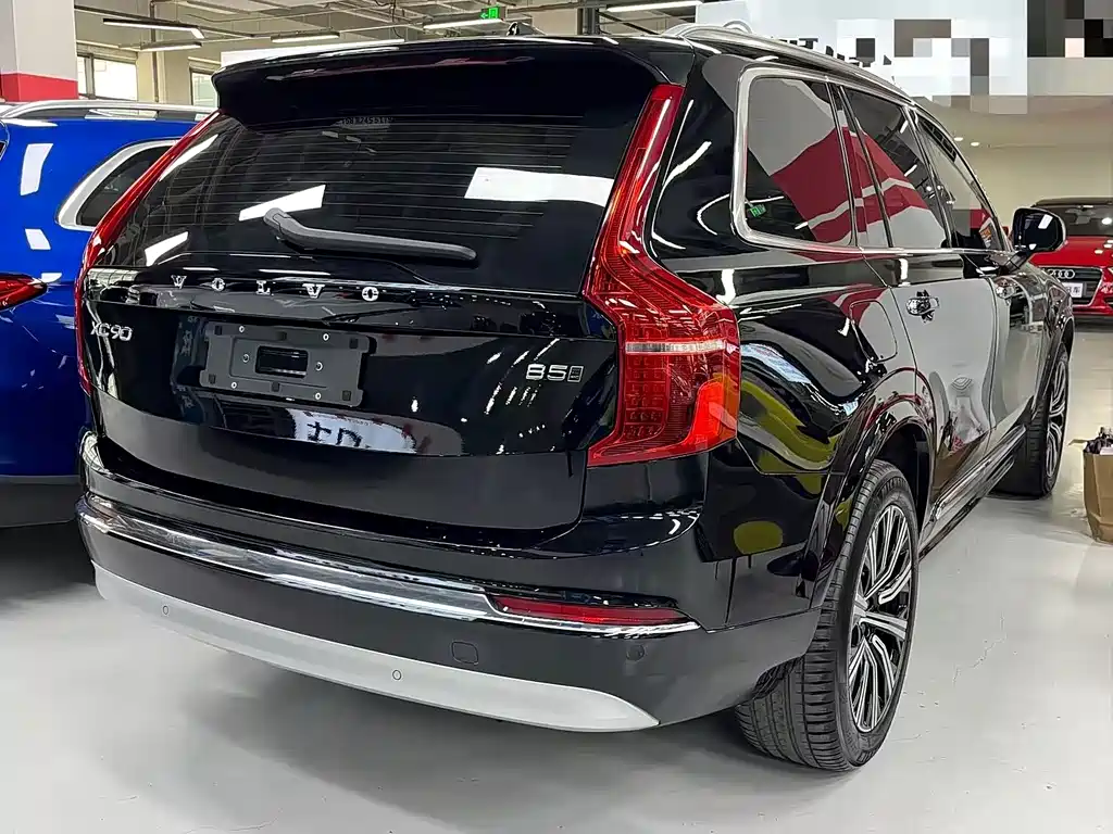 Volvo XC90 2022 — фото 4
