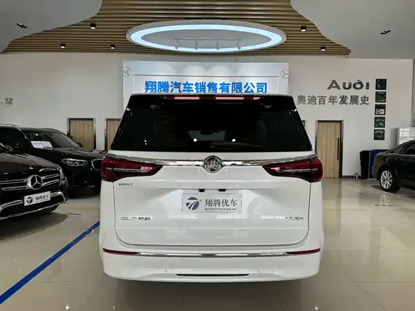 Buick GL8 2021
