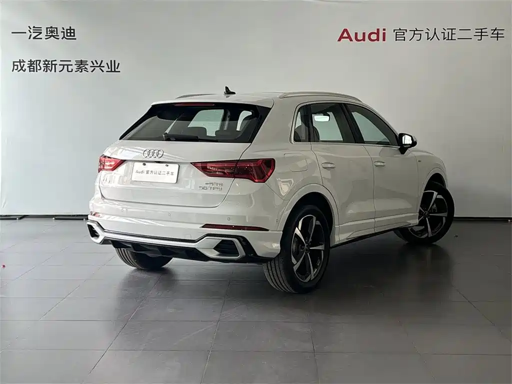 Audi Q3 2024 — фото 4