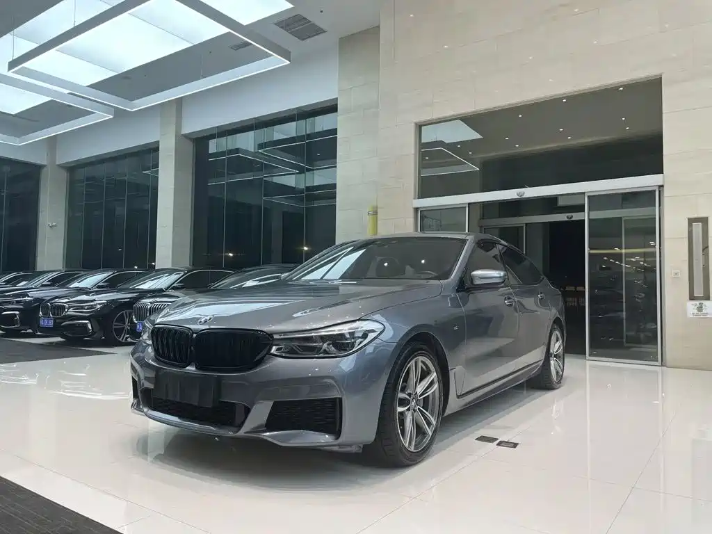 BMW 6 Series GT 2019 — фото 1