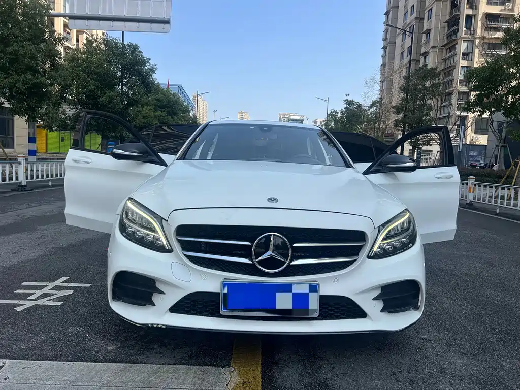 Mercedes-Benz C-Class 2019 — фото 9