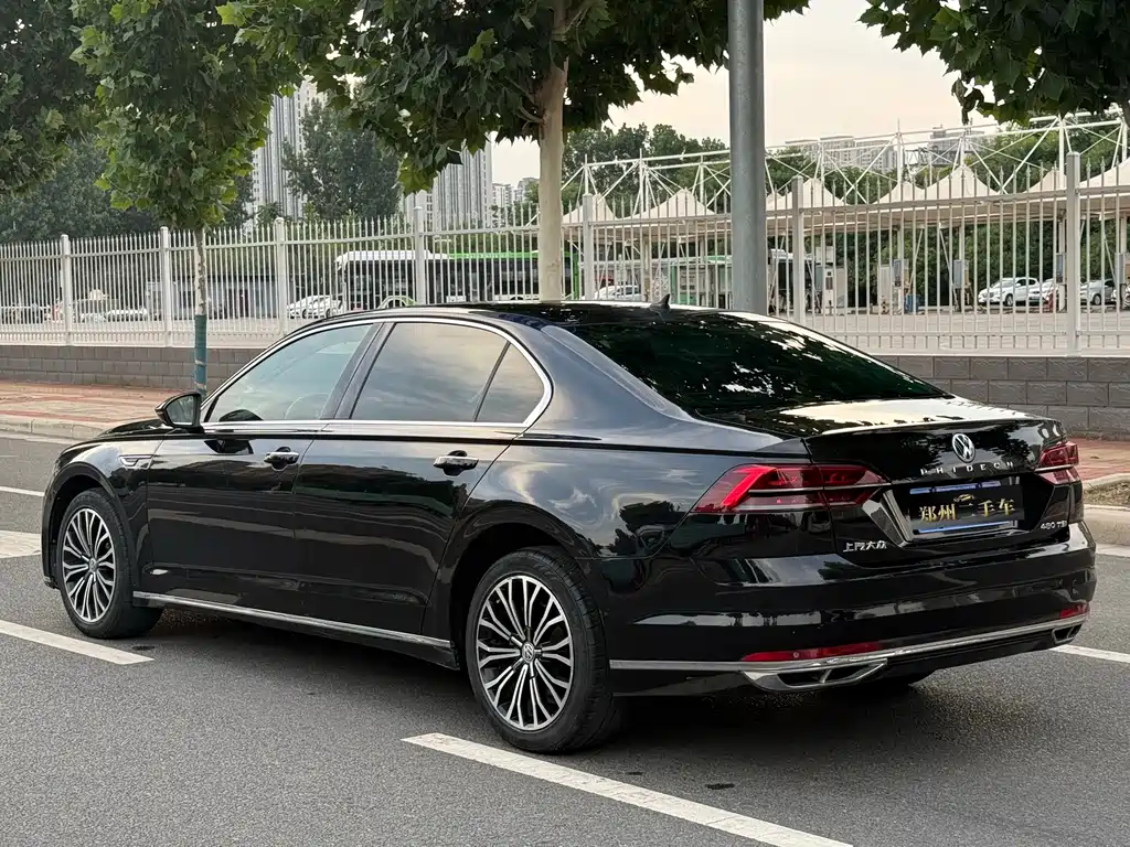 Volkswagen Phideon 2020 — фото 9