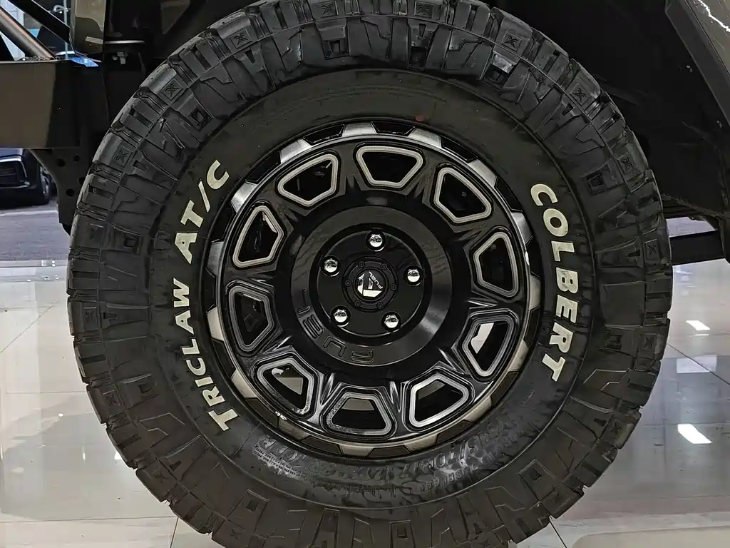 Jeep Wrangler 2021 — фото 20