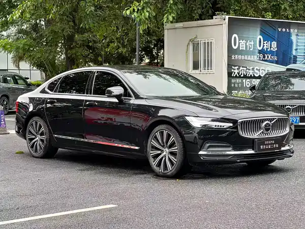 Volvo S90 2024