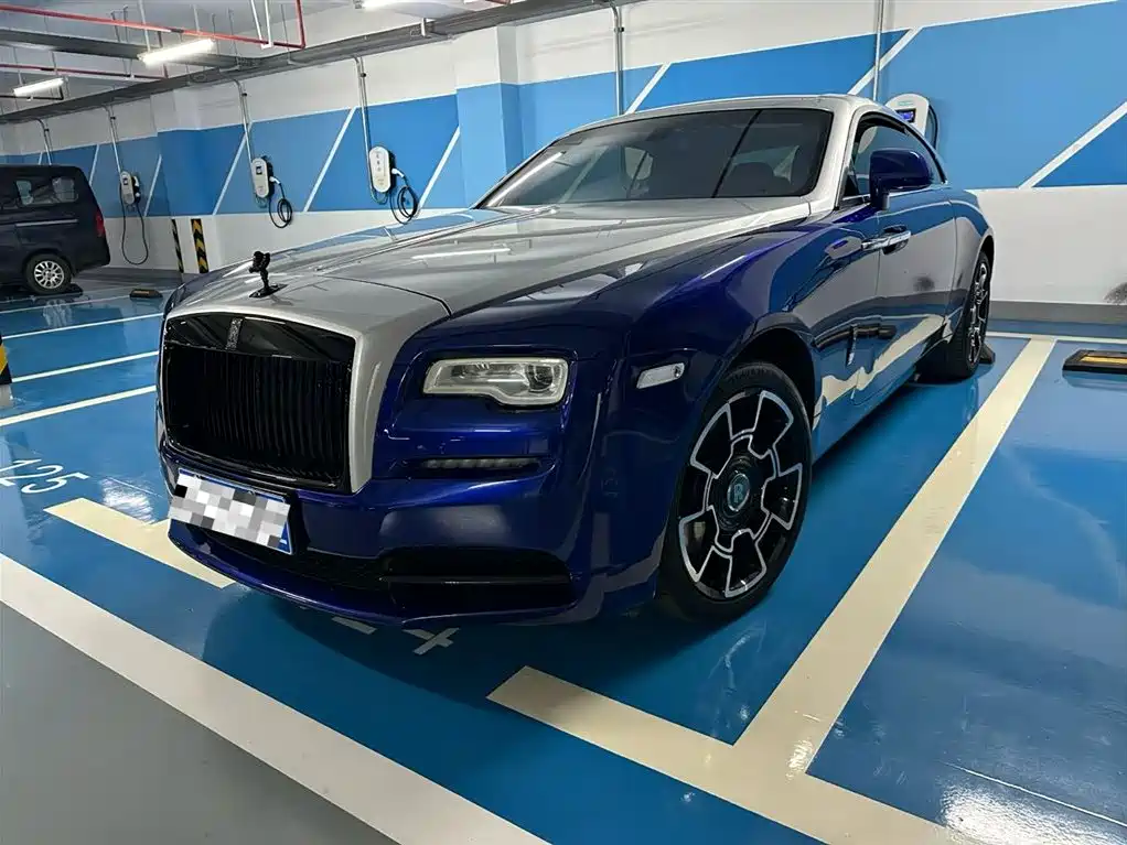 Rolls-Royce Phantom 2018 — фото 1
