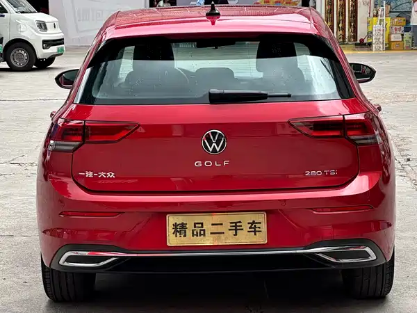 Volkswagen Golf 2023