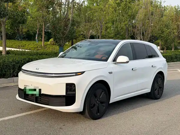 Li Auto L6 2024