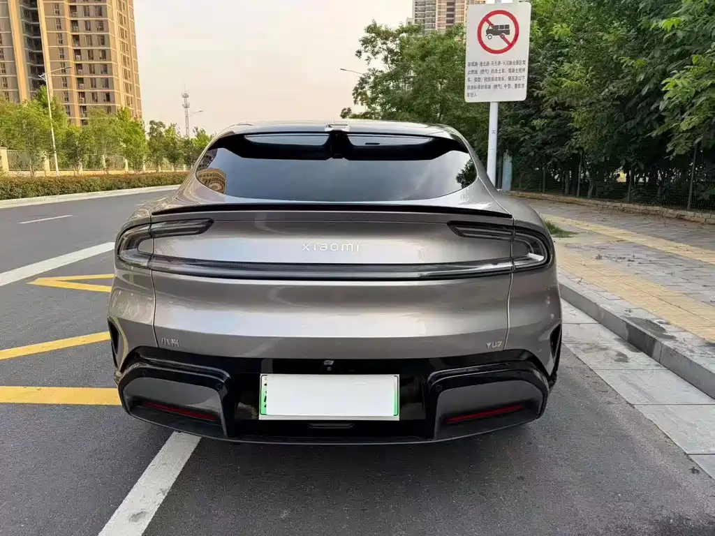 Xiaomi YU7 2025 — фото 8