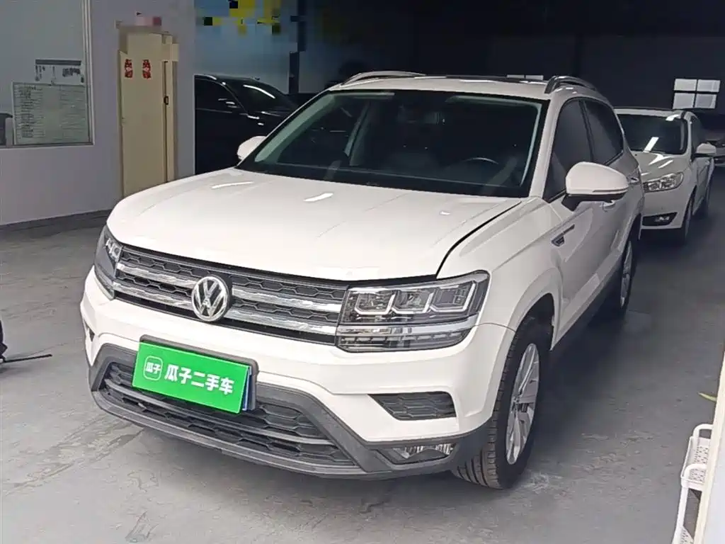 Volkswagen Tharu 2019 — фото 1