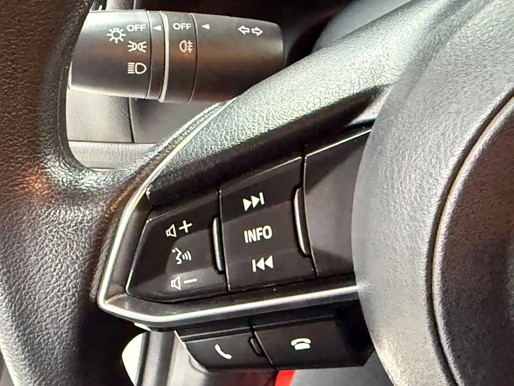 Mazda CX-4 2023 — фото 12