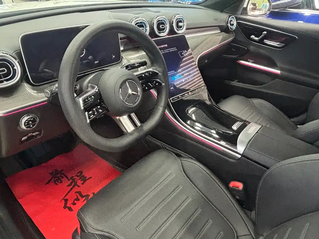 Mercedes-Benz C-Class 2023 — фото 11