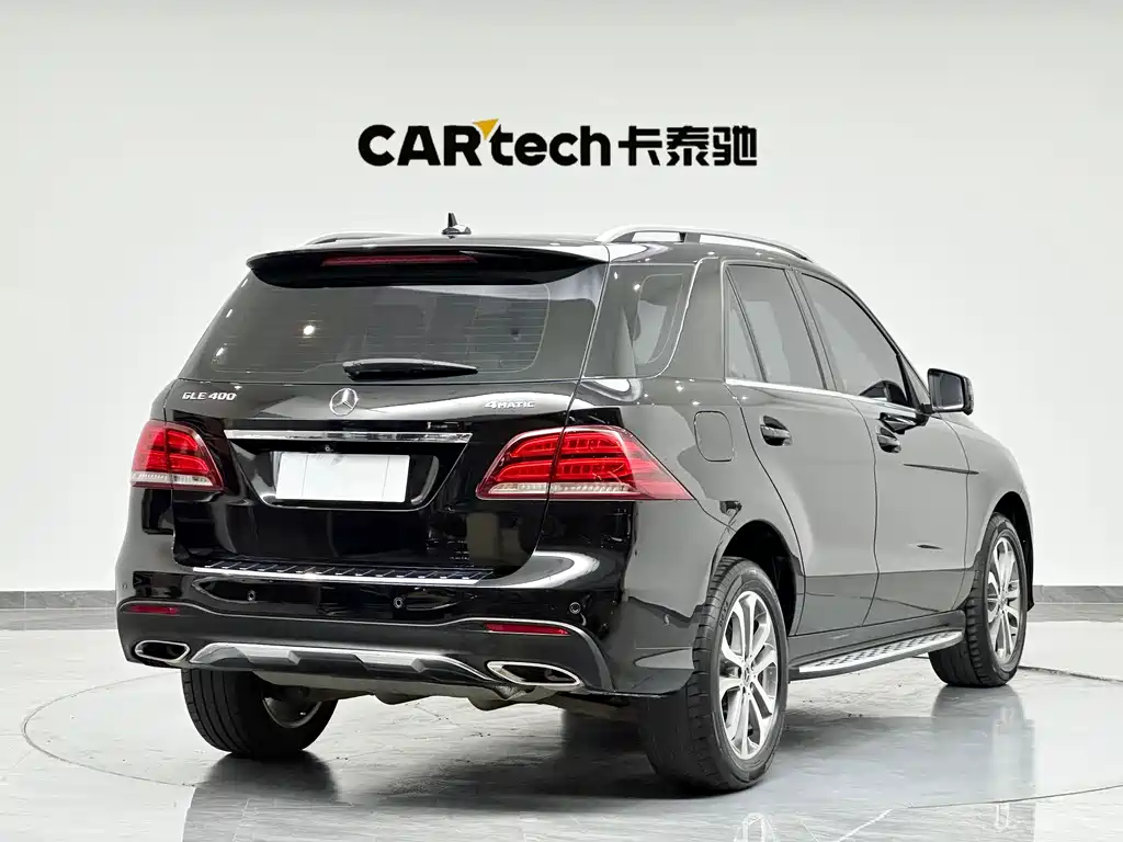 Mercedes-Benz GLE 2017 — фото 8