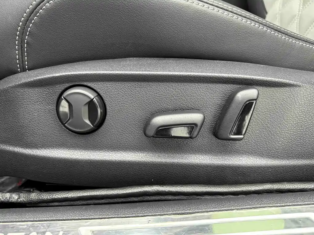 Volkswagen Magotan 2023 — фото 11