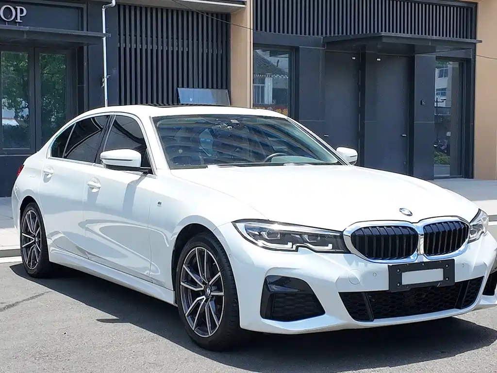 BMW 3 Series 2021
