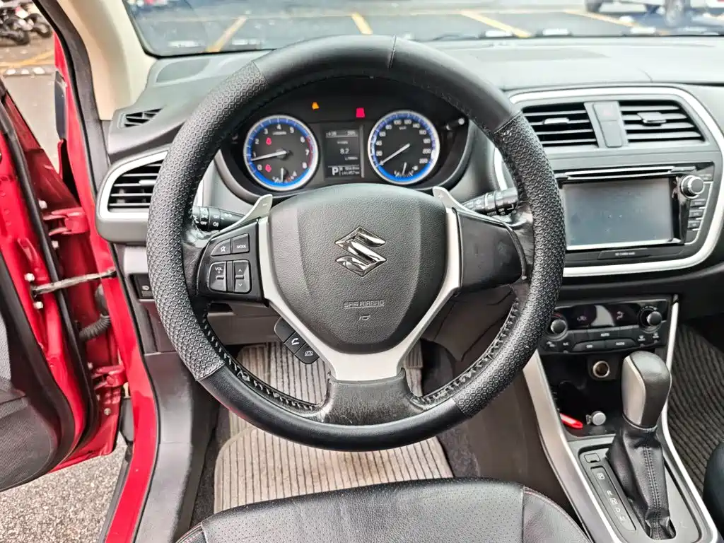 Suzuki S-Cross 2015 — фото 13