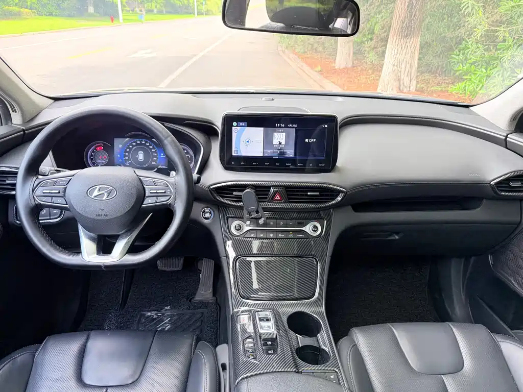 Hyundai Santa Fe 2019 — фото 16