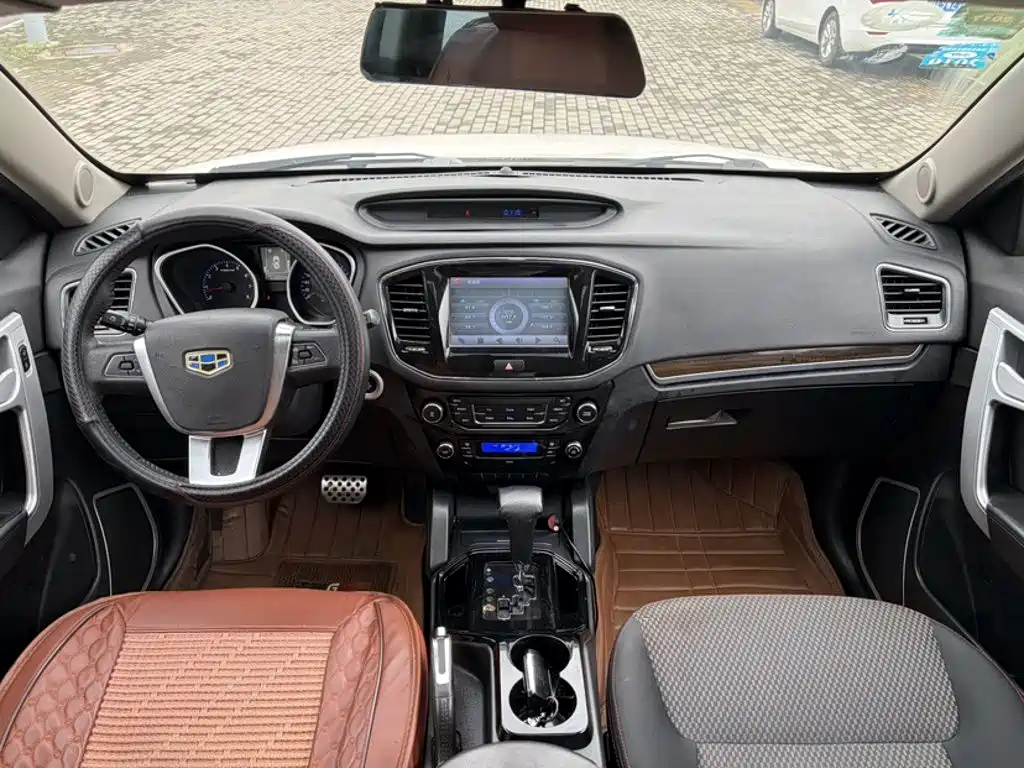 Geely GX7 2015 — фото 17