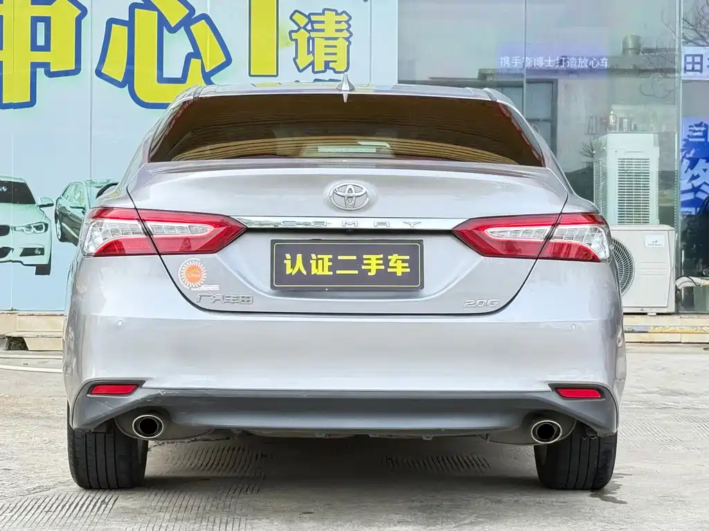 Toyota Camry 2023 — фото 15