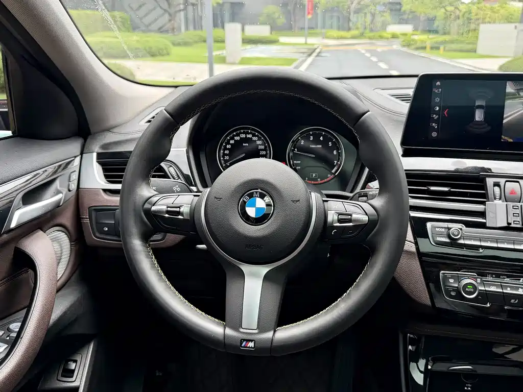 BMW X2 2023 — фото 8