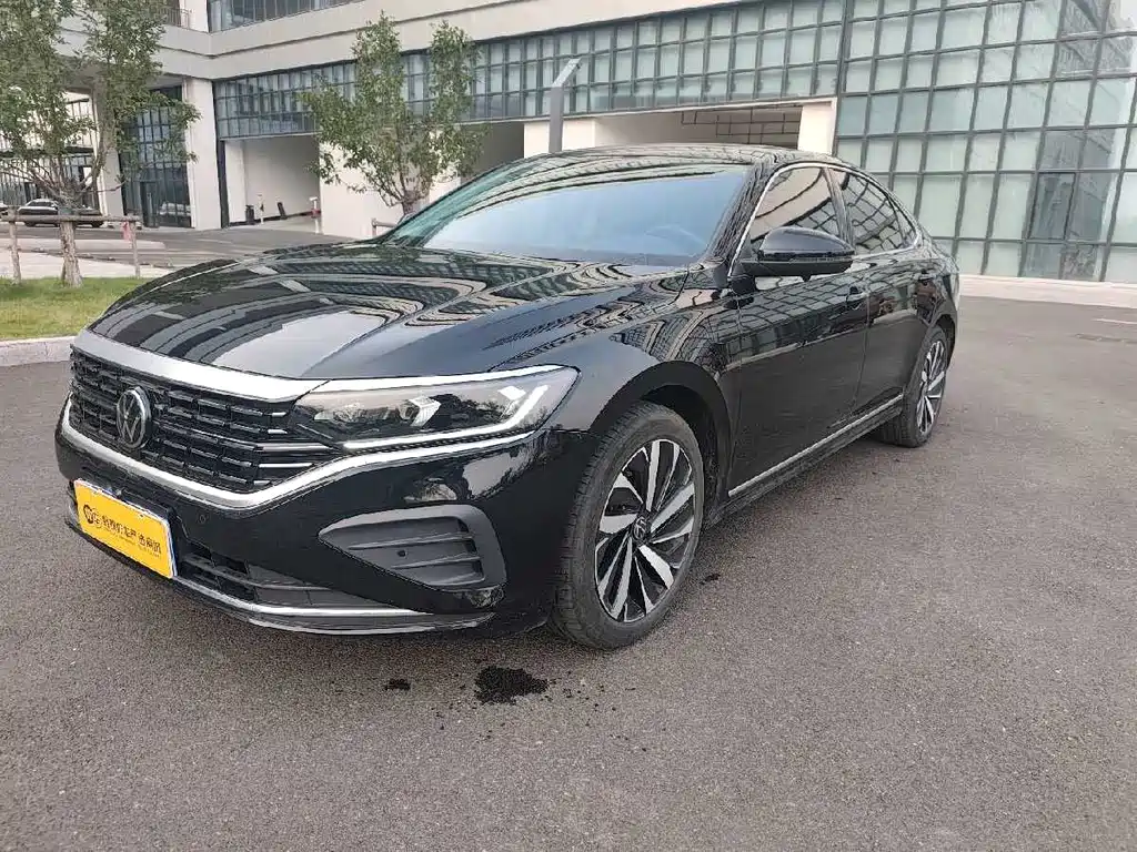 Volkswagen Passat 2025