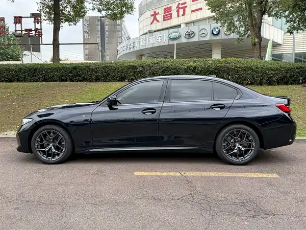 BMW 3 Series 2024