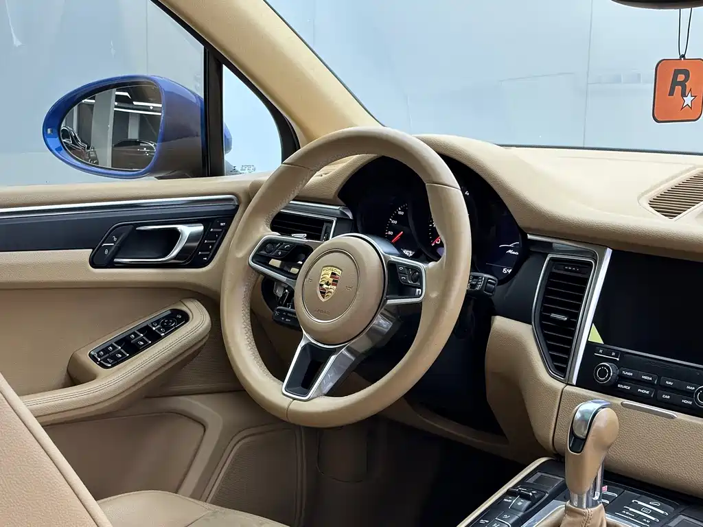 Porsche Macan 2017 — фото 17