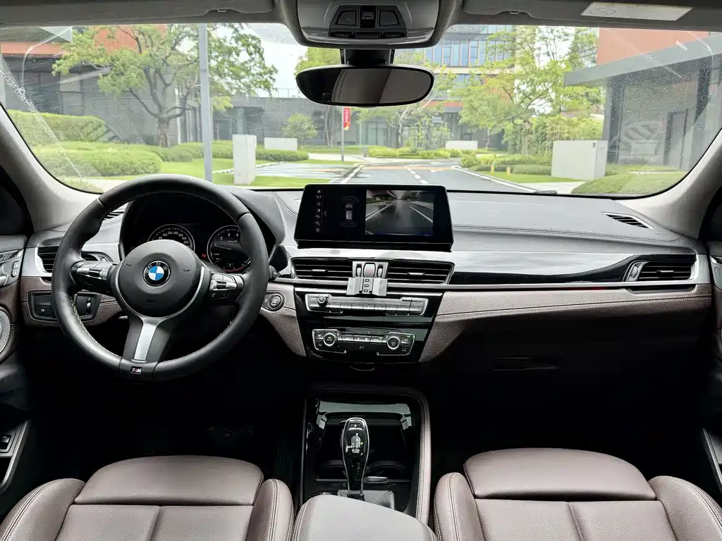 BMW X2 2023 — фото 11