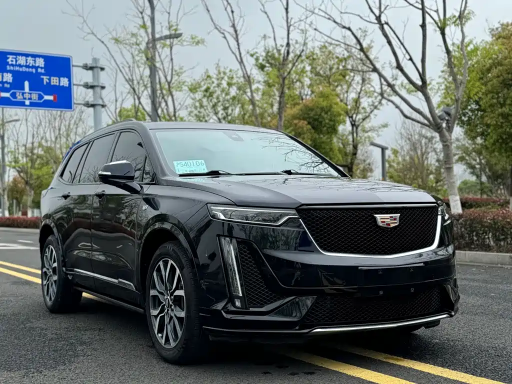Cadillac XT6 2023 — фото 7