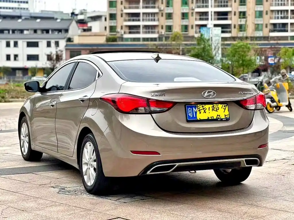 Hyundai Elantra 2017