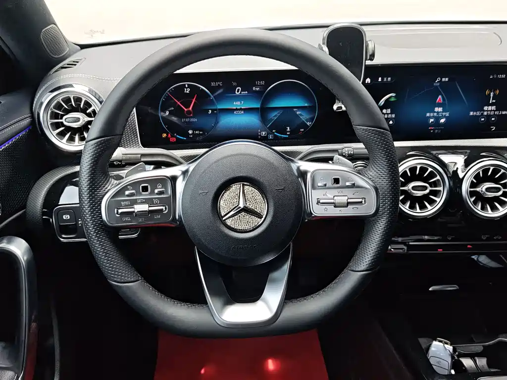 Mercedes-Benz A-Class 2020 — фото 8