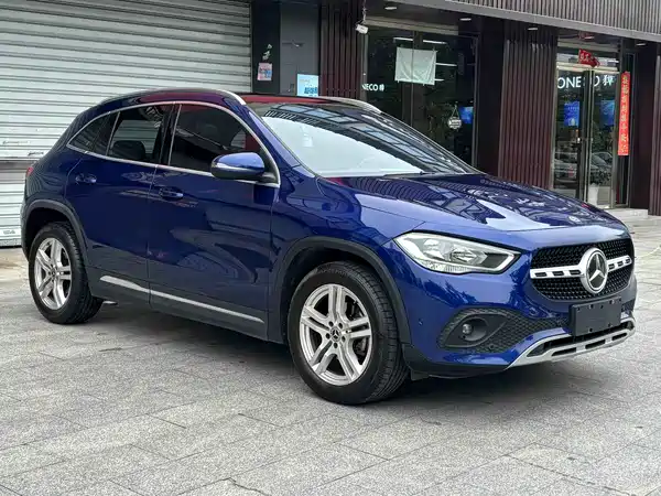 Mercedes-Benz GLA 2020