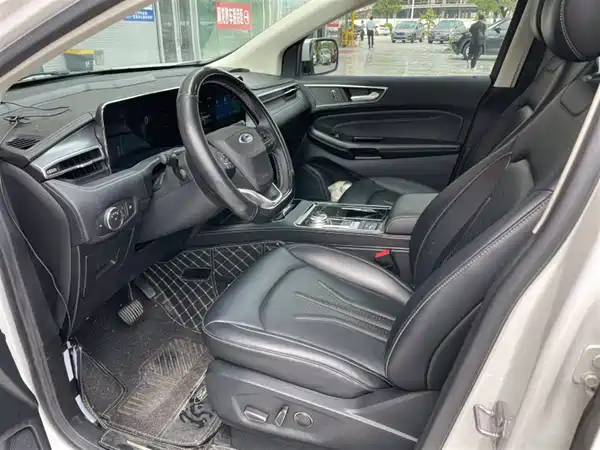Ford Edge 2022