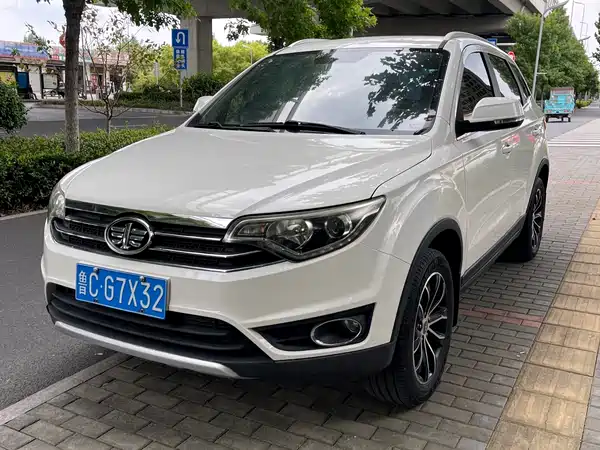 FAW Senya R7 2017