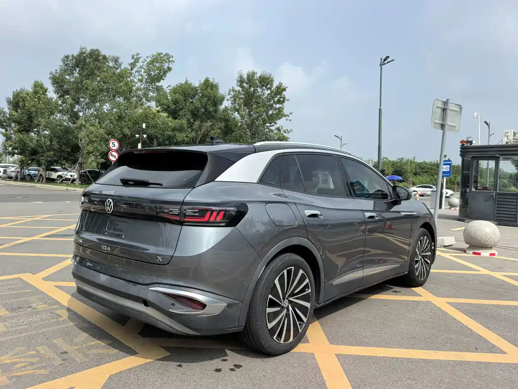 Volkswagen ID 4X 2021